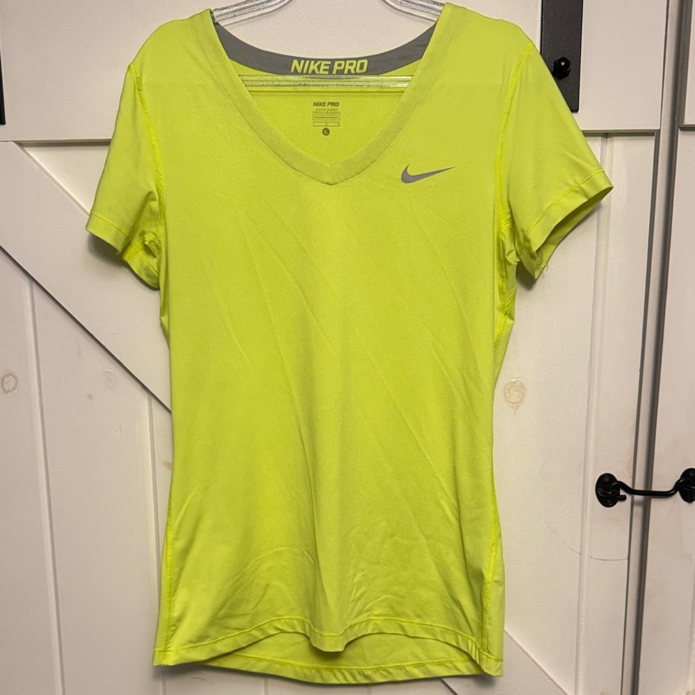Nike Pro Women's Lime Green Short Sleeve Top Size Large